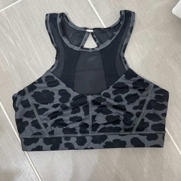 Lululemon Meshed Up Sports Bra 6 - Picture 3 of 6